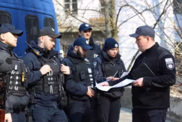Пішла до школи та не повернулася: в Дніпрі безвісти зникла 16-річна дівчинка, фото