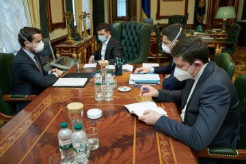 Владимир Зеленский, Офис Президента