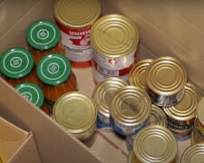 Безкоштовні продукти для ВПО та пенсіонерів у Запоріжжі