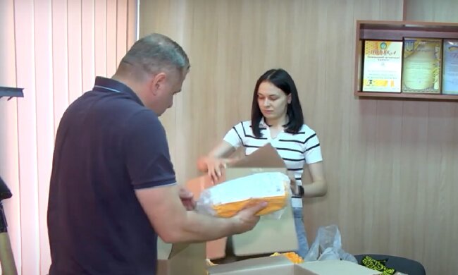 Бесплатные продукты для ВПЛ и пенсионеров в Запорожье