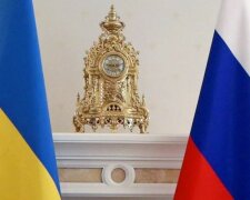 В тылу врага: для украинских дипломатов, работающих в России, могут ввести спецзакон