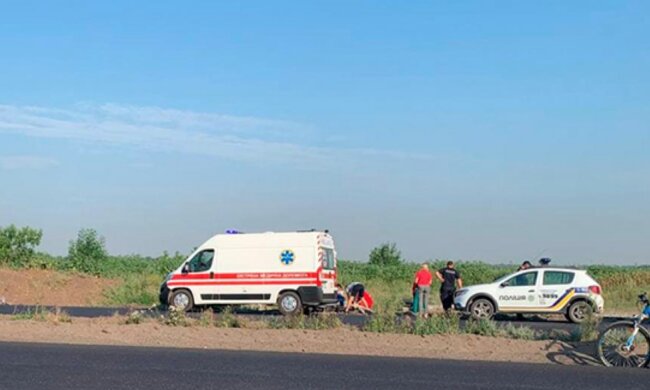 Кадри трагічної ДТП на Дніпропетровщині: п'яний водій збив дівчат