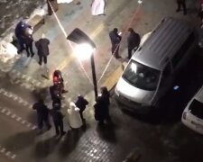 Девушка выпала из окна съемной квартиры в жилом городке под Одессой: трагическое видео
