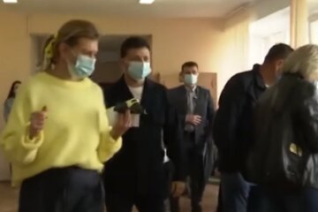 У волонтера в Харкові відібрали важливе "послання" Зеленському: "загрожує до чотирьох років в'язниці"