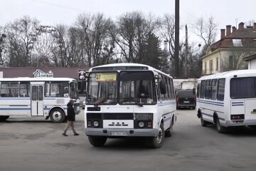 Обмеження руху в Чернівцях