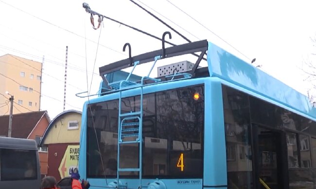 Новий графік руху транспорту в Дніпрі