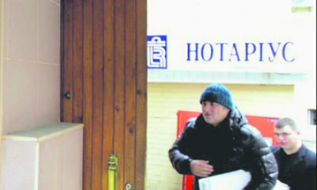 Украинцев могут  оставить без наследства, появился документ: кому не видать "бабушкиной квартиры"