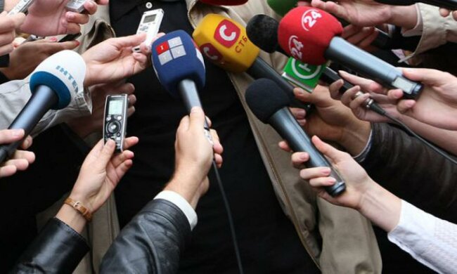 журналисты