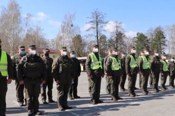 Силовиків з усієї України стягнуть на вулиці Одеси: "1300 копів і 1200 нацгвардійців"