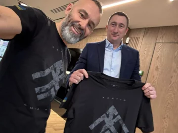 Всеволод Кожемяко, Олексій Чернишов