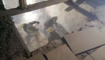 Потолок обвалился в одесской квартире: ЧП забрало жизнь хозяйки