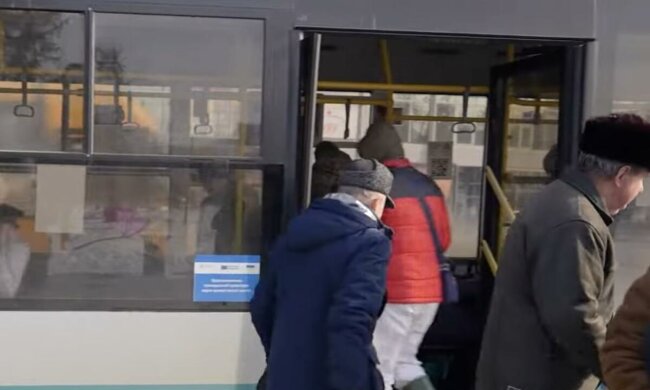 Обмеження руху транспорту у Львові