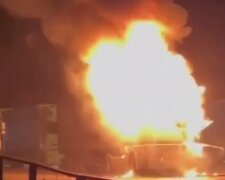 Хотів приготувати їжу: фура спалахнула як сірник на Харківщині, злетілися рятувальники і швидка