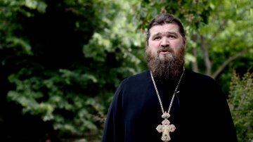 Священик УПЦ пояснив, як молитися за тих, хто вчинив самогубство