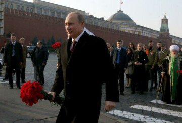 Жена Путина устроила дебош на Красной площади: понадобился наряд силовиков