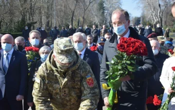 Карантин не перешкода: в Одесі відзначають День визволення міста, кадри