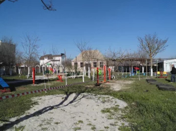 Соцмережі висміяли “розваги” кримських окупантів для дітей – фото