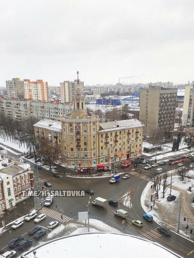 В самом известном доме Харькова вспыхнул пожар: кадры и подробности ЧП