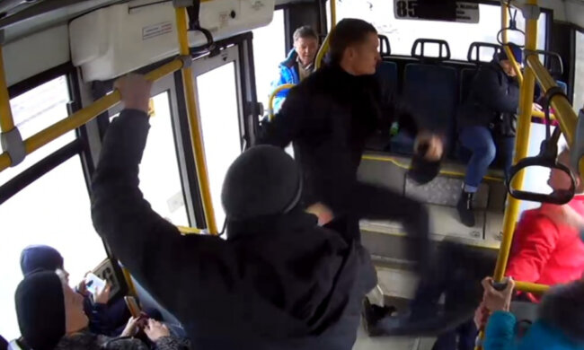 драка, маршрутка