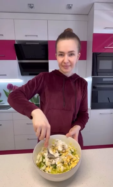 салат с молодой капустой