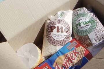 Безкоштовні продукти для ВПО та пенсіонерів в Одеській області