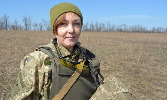 "Із бухгалтера - в сапери": киянка вже чотири роки знешкоджує міни ворога на Донбасі