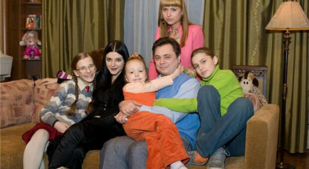 папины дочки