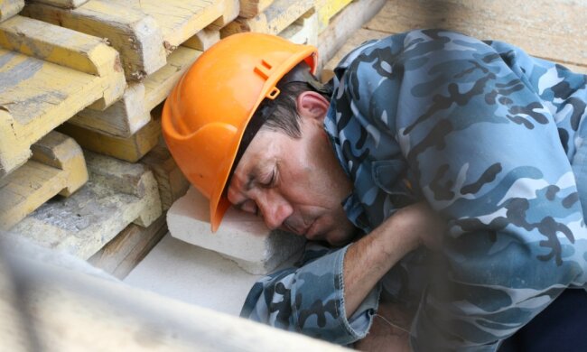 Стіни руйнуються, світло не горить, унітаз не працює: з чим можуть зіткнутися “щасливі” власники новобудов