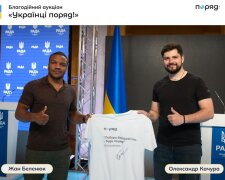 Олександр Качура розповів, що перший лот благодійної лотереї - футболка з автографом олімпійського чемпіона