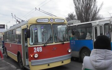 "Виходьте швидше!": українка пожертвувала собою заради порятунку 120 людей з палаючого тролейбуса