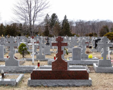 Поляки раскопают могилы украинцев, такого еще не было