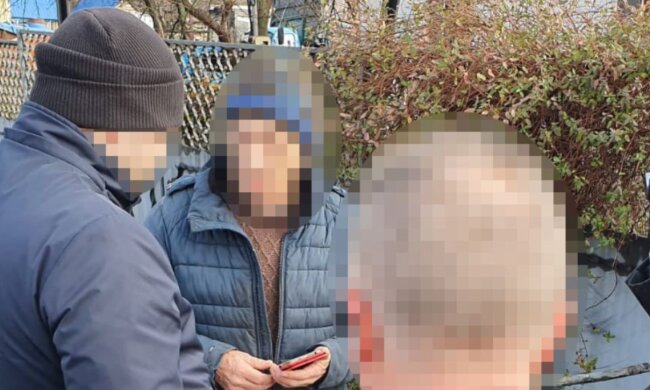 До п`яти років позбавлення волі загрожує чотирьом жителям Дніпропетровщини: проведено обшуки