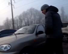 В Одесі засвітилося незвичайне авто, фото: "номери дорожче машини"