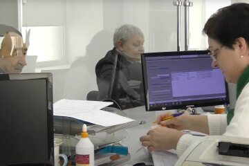 Денежная помощь для пенсионеров в Харьковской области