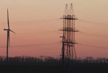 Графики отключения света в Днепропетровской области на 12 марта