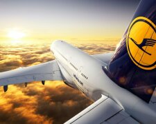 самолет Lufthansa