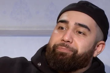 Рэпер Jah Khalib, который сидел в подвале 24 февраля, спустя год продался россии: "Иногда лучше молчать, чем писать такое"