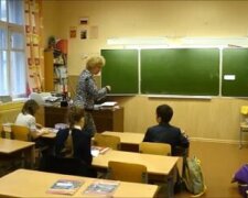 Школы снова закрывают в Одессе: названа причина, при которой детвору отправляют по домам