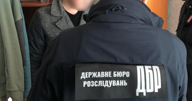 Поліцейські вкрали земельні ділянки, призначені для учасників АТО: яке покарання їм загрожує
