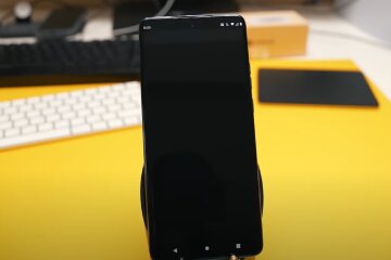 мобільний телефон