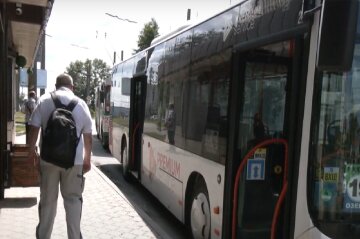 Новий графік руху транспорту в Дніпрі