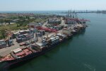 Чорноморський рибний порт, в який повернулись міжнародні морські перевізники, опинився під арештом