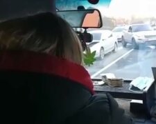 На Харківщині масштабна аварія, зіткнулися 6 машин: перші деталі та відео з місця ДТП