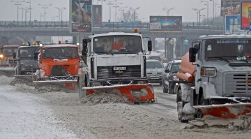Киевские коммунальщики рассказали, как избавятся от снега