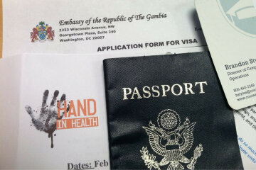 Французький нелегал з’їв паспорт через депортацію
