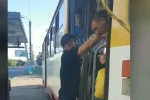 В одеському трамваї чоловіки влаштували розбірки з пенсіонерами, відео: "вломив і висадив"