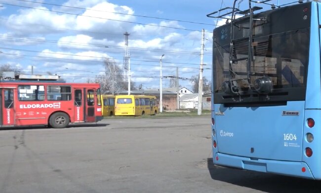 Новий графік руху транспорту в Дніпрі