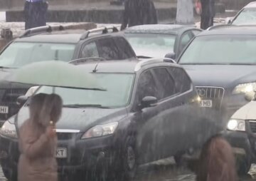 Погода перевірить українців на стійкість перед Великоднем: "Дощі, а місцями мокрий сніг"