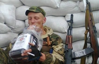Глупее не придумаешь: два террориста «ДНР» погибли в туалете
