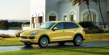 Декларації заступників Кличка: елітні авто і земля за копійки